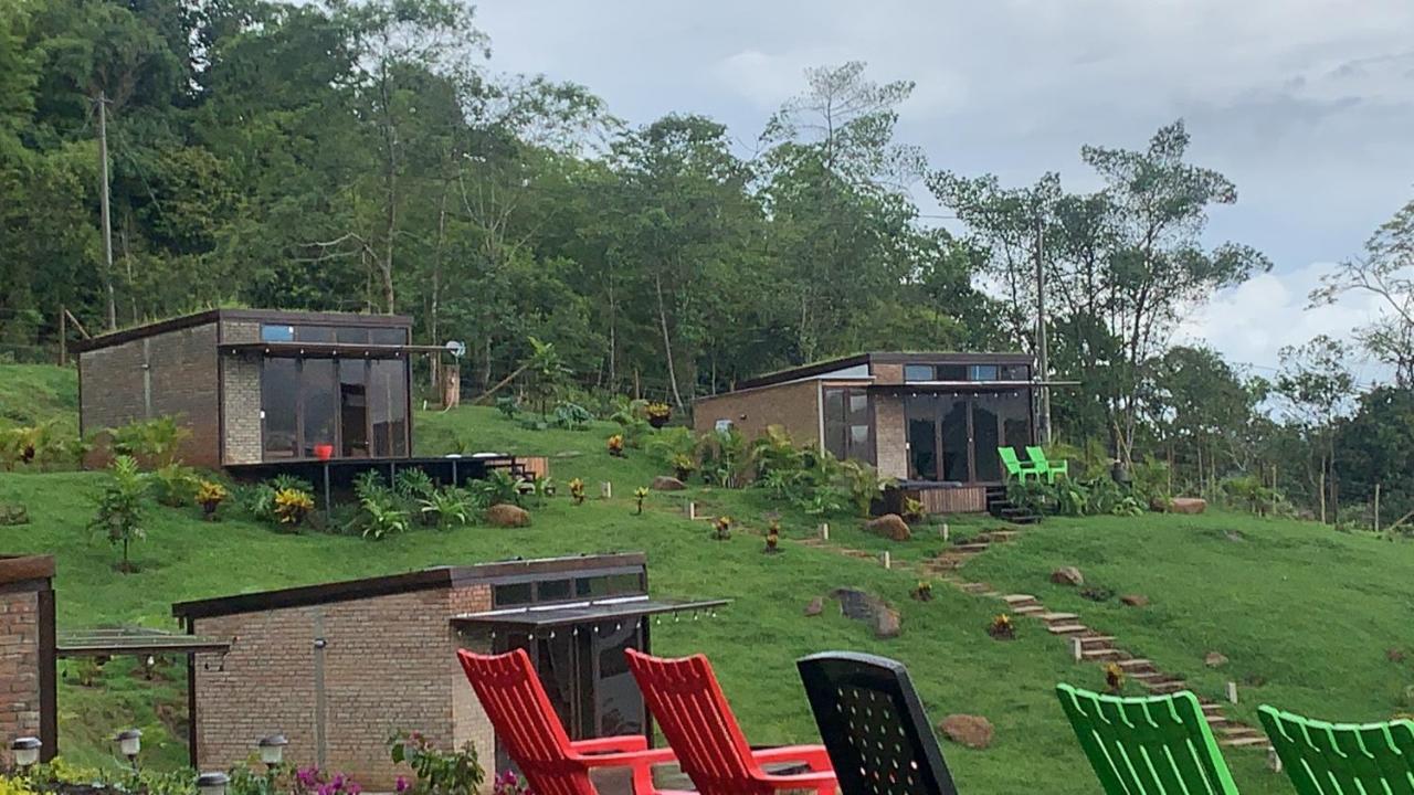 Adama Biohotel Calima Bagian luar foto