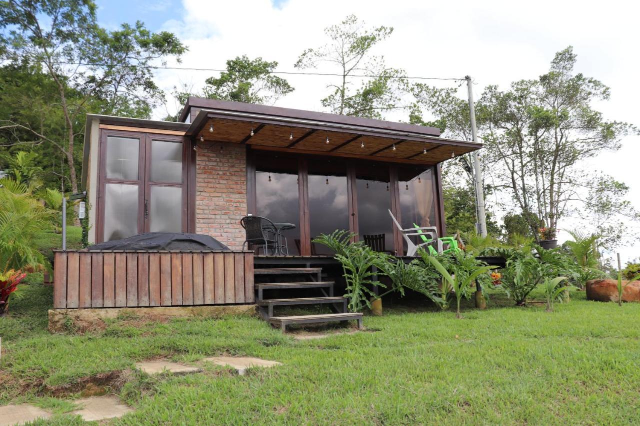 Adama Biohotel Calima Bagian luar foto